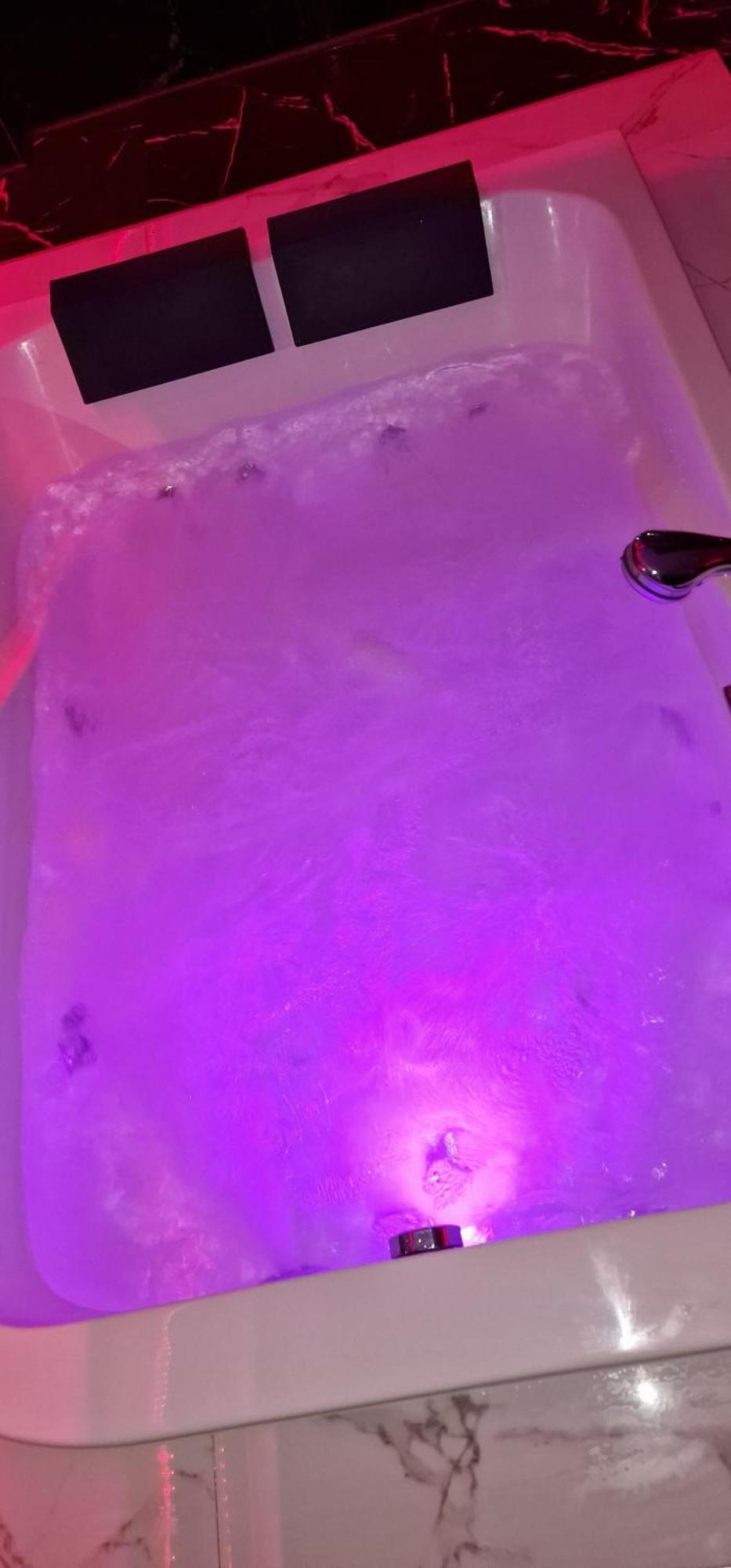 Z Jacuzzi Apartment Kolobrzeg